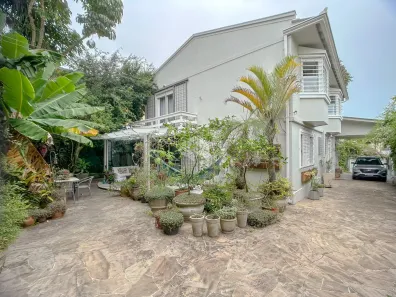 Casa com 8 Quartos à venda, 300m² no Azenha, Porto Alegre