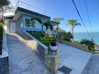 Casa com 3 Quartos à venda, 337m² no Centro, Bombinhas