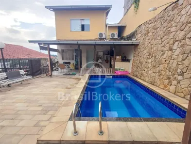 Casa com 4 Quartos à venda, 229m² no Bancários, Rio de Janeiro