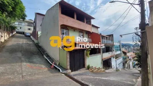 Casa de Condomínio com 3 Quartos à venda, 250m² no Vila Valqueire, Rio de Janeiro