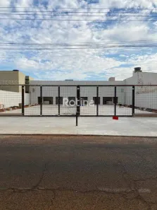 Ponto Comercial para alugar, 250m² no Nossa Senhora Aparecida, Uberlândia
