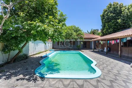 Casa com 5 Quartos à venda, 351m² no Ipanema, Porto Alegre