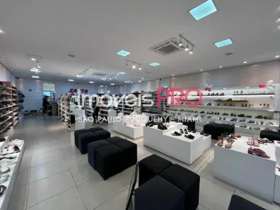 Ponto Comercial à venda, 244m² no Cidade Monções, São Paulo