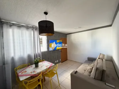 Apartamento com 2 Quartos para alugar, 50m² no Jardim Canaã, Uberlândia