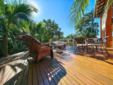 Casa de Condomínio com 3 Quartos para alugar, 339m² no Centro, Blumenau