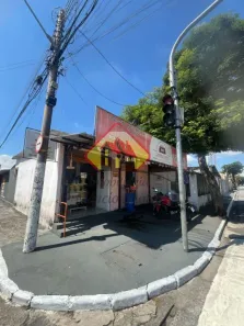 Imóvel Comercial com 3 Quartos à venda, 350m² no Estiva, Taubaté