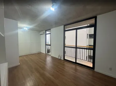 Apartamento com 1 Quarto para venda ou aluguel, 33m² no Santo Amaro, São Paulo