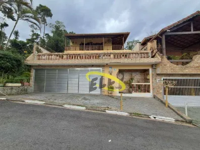 Casa com 3 Quartos à venda, 395m² no Jardim Adelina, Cotia