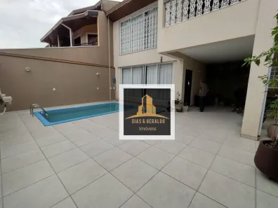 Sobrado com 3 Quartos à venda, 239m² no Jardim Satélite, São José dos Campos
