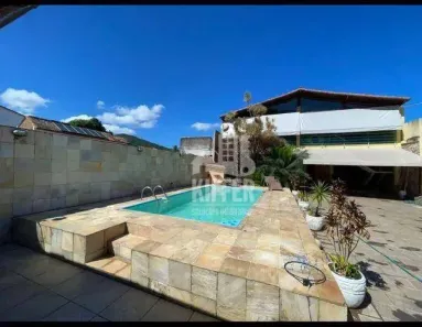 Casa com 4 Quartos à venda, 360m² no Piratininga, Niterói