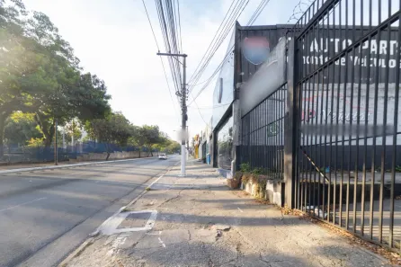 Ponto Comercial com 3 Quartos para alugar, 330m² no Parque São Rafael, São Paulo