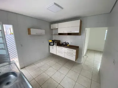 Casa com 1 Quarto para alugar, 49m² no Vila Osasco, Osasco