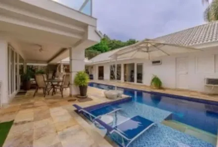 Casa com 6 Quartos para venda ou aluguel, 600m² no Barra da Tijuca, Rio de Janeiro
