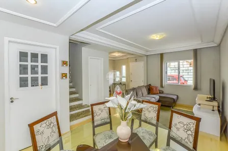 Casa de Condomínio com 3 Quartos à venda, 94m² no Novo Mundo, Curitiba