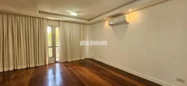 Apartamento com 3 Quartos à venda, 110m² no Vila Sofia, São Paulo