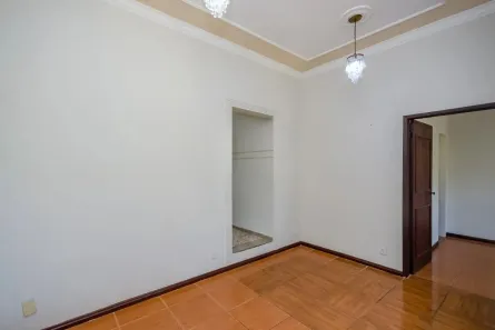 Casa com 3 Quartos à venda, 200m² no Dom Bosco, Belo Horizonte