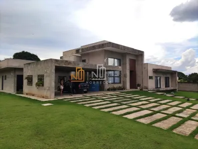 Fazenda/Sítio com 3 Quartos à venda, 380m² no Vale das Laranjeiras, Indaiatuba