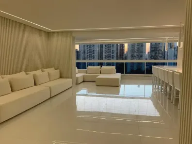 Apartamento com 3 Quartos para alugar, 189m² no Jardim Goiás, Goiânia