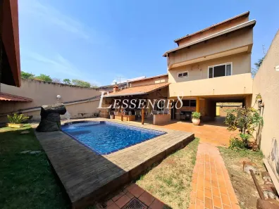Sobrado com 4 Quartos à venda, 400m² no Goiânia 2, Goiânia