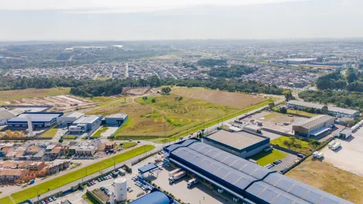 Lote/Terreno à venda, 15000m² no Cidade Industrial, Curitiba