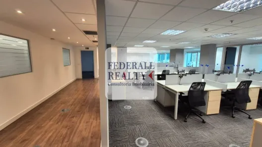 Sala Comercial para alugar, 539m² no Humaitá, Rio de Janeiro