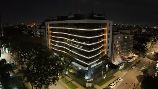 Apartamento com 2 Quartos à venda, 77m² no Água Verde, Curitiba