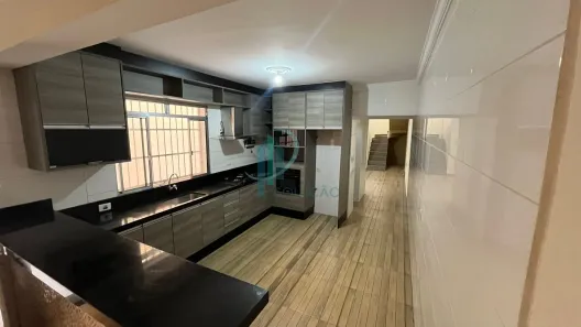 Sobrado com 3 Quartos à venda, 433m² no Vila Romanópolis, Ferraz de Vasconcelos