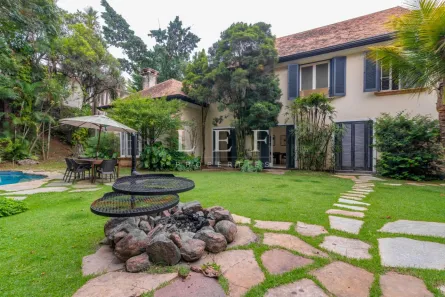 Casa com 5 Quartos à venda, 956m² no Jardim Everest, São Paulo