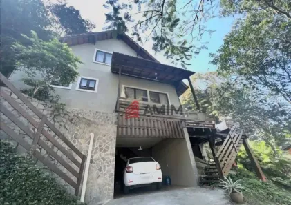 Casa de Condomínio com 3 Quartos à venda, 237m² no Itaipu, Niterói