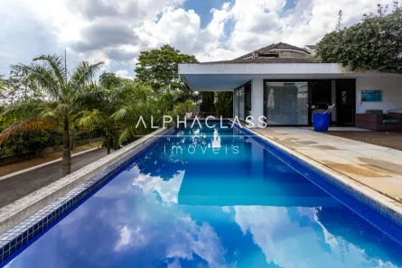 Casa de Condomínio com 5 Quartos para venda ou aluguel, 530m² no Alphaville, Santana de Parnaíba