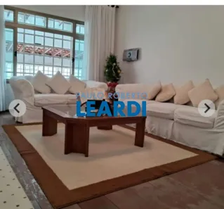 Casa com 3 Quartos para alugar, 194m² no Anchieta, São Bernardo do Campo
