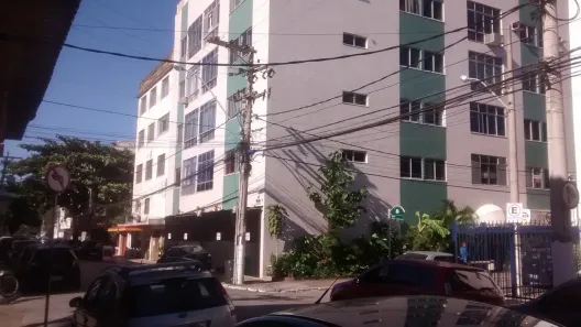 Apartamento com 2 Quartos para alugar, 91m² no São Bento, Cabo Frio