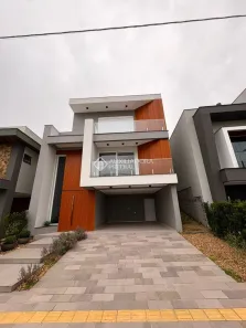 Casa de Condomínio com 3 Quartos à venda, 225m² no Centro, Gravataí