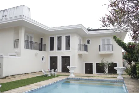 Casa com 5 Quartos para alugar, 641m² no Jardim Leonor, São Paulo