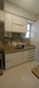 Apartamento com 3 Quartos para alugar, 70m² no Tubalina, Uberlândia