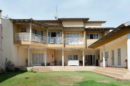 Sobrado com 4 Quartos à venda, 380m² no Aurora, Londrina