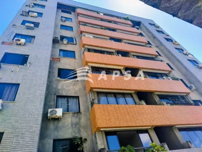 Apartamento com 3 Quartos para alugar, 128m² no Salinas, Fortaleza