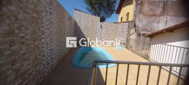 Casa com 2 Quartos à venda, 140m² no Santa Laura, Montes Claros