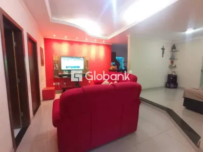 Casa com 7 Quartos à venda, 260m² no Vera Cruz, Montes Claros