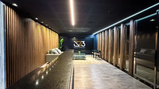 Sala Comercial para alugar, 216m² no Bela Suiça, Londrina