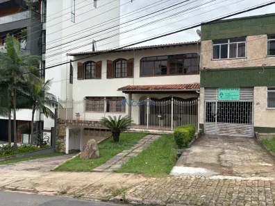 Casa com 5 Quartos à venda, 300m² no Manoel Honório, Juiz de Fora