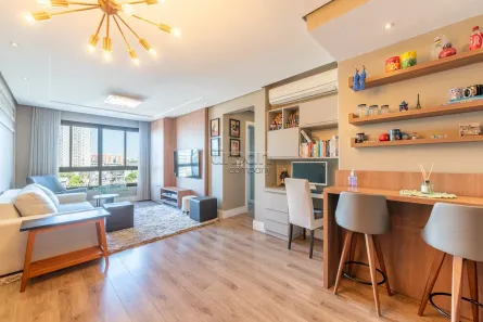 Apartamento com 2 Quartos à venda, 73m² no Passo da Areia, Porto Alegre