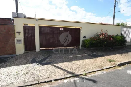 Casa com 3 Quartos para alugar, 245m² no Jardim São Carlos, Campinas