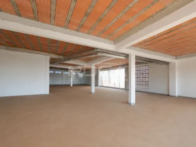 Prédio Comercial para alugar, 360m² no Ribeirânia, Ribeirão Preto