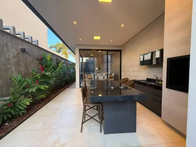Casa de Condomínio com 3 Quartos à venda, 180m² no Estância dos Ipês, Uberaba