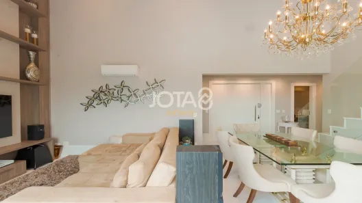 Apartamento com 3 Quartos para alugar, 186m² no Campo Comprido, Curitiba
