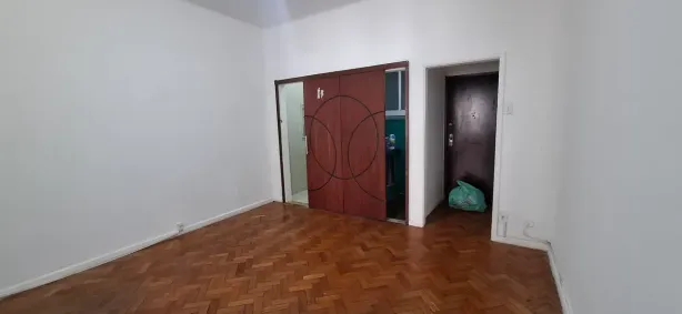 Apartamento com 1 Quarto para alugar, 42m² no Copacabana, Rio de Janeiro