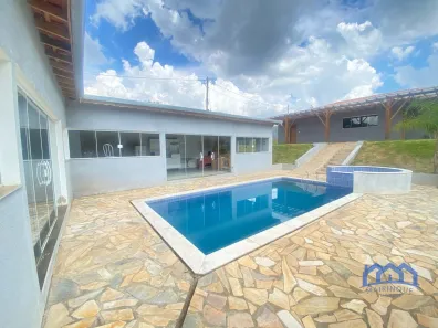 Fazenda/Sítio com 3 Quartos à venda, 1000m² no , Mairinque