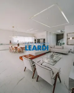 Casa de Condomínio com 4 Quartos à venda, 700m² no Alphaville, Santana de Parnaíba