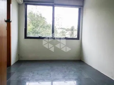 Sala Comercial à venda, 37m² no Mont Serrat, Porto Alegre
